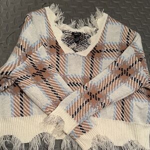 Rue21 Women's V-Neck Plaid Sweater - Cream and Brown